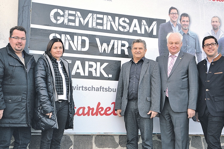 Die Vertreter des Wirtschaftsbundes des Bezirkes Hartberg-Fürstenfeld bei der Präsentation der Kampagne.