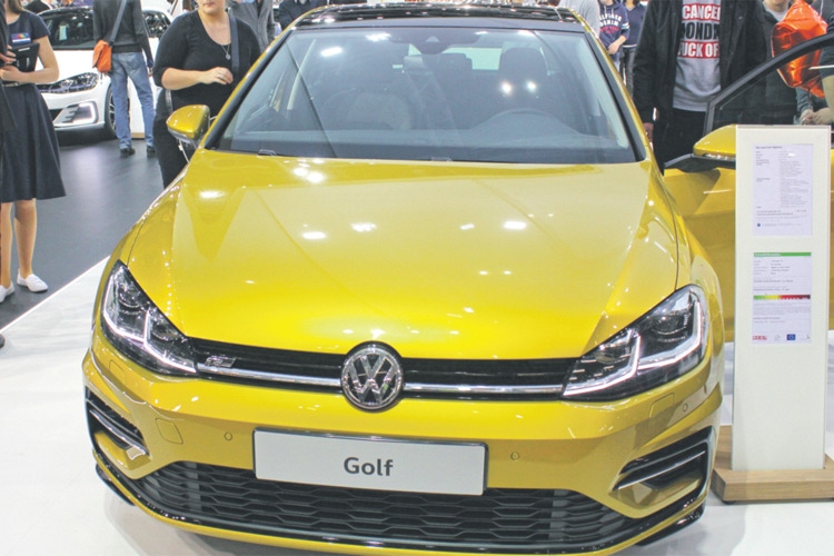 Der neue Golf ist dank Technik und Leistung ein Liebkind der Autofahrer.