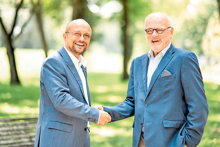 Neuer Geschäftsführer Klaus Pilz (l.) und Vorgänger Wilfried Butter.