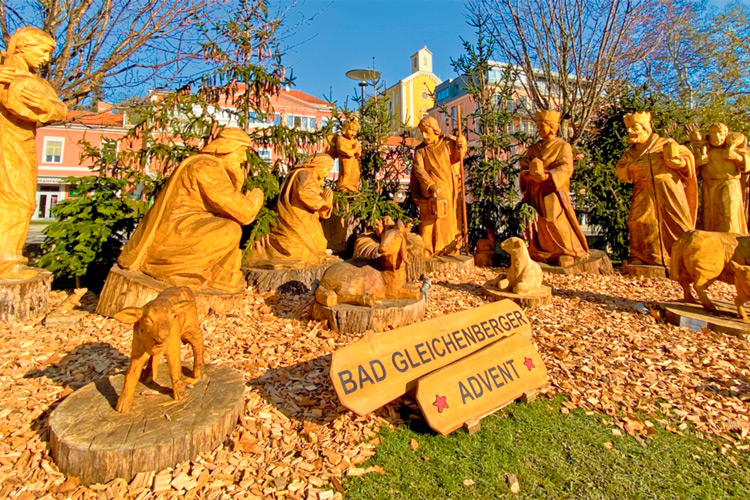 26 Figuren umfasst die wunderschöne Adventkrippe von Bad Gleichenberg aktuell. Die Krippe ist heuer am Hauptplatz von Bad Gleichenberg aufgebaut. 