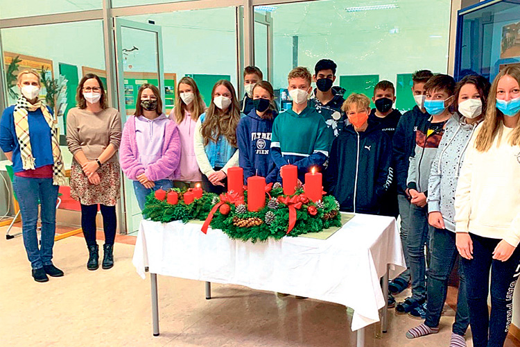 Die SchülerInnen der MS Wolfsberg zelebrieren den Advent „neu” ... 