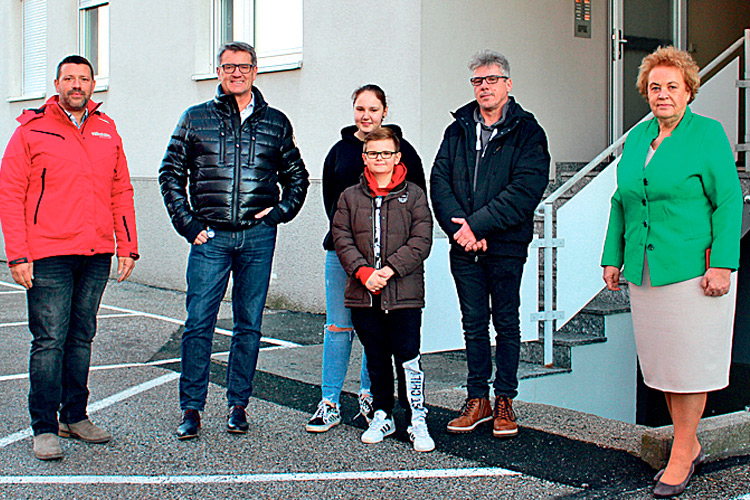 (v.l.:) Hannes Schwab, OSG Chef Dr. Alfred Kollar, Familie Schitter und VH-Präsidentin Verena Dunst. 